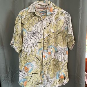 Margaritaville Short Sleeved Button Down Size Small